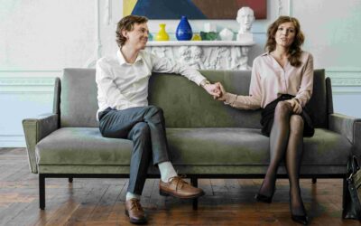 Thinking about couples therapy? How to get started, and what to expect